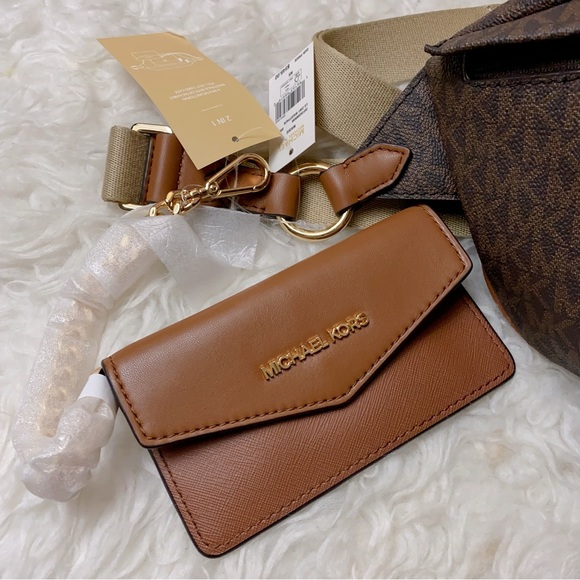 Michael Kors Maisie Large Logo 2-in-1 Sling Pack - Picture 12 of 14